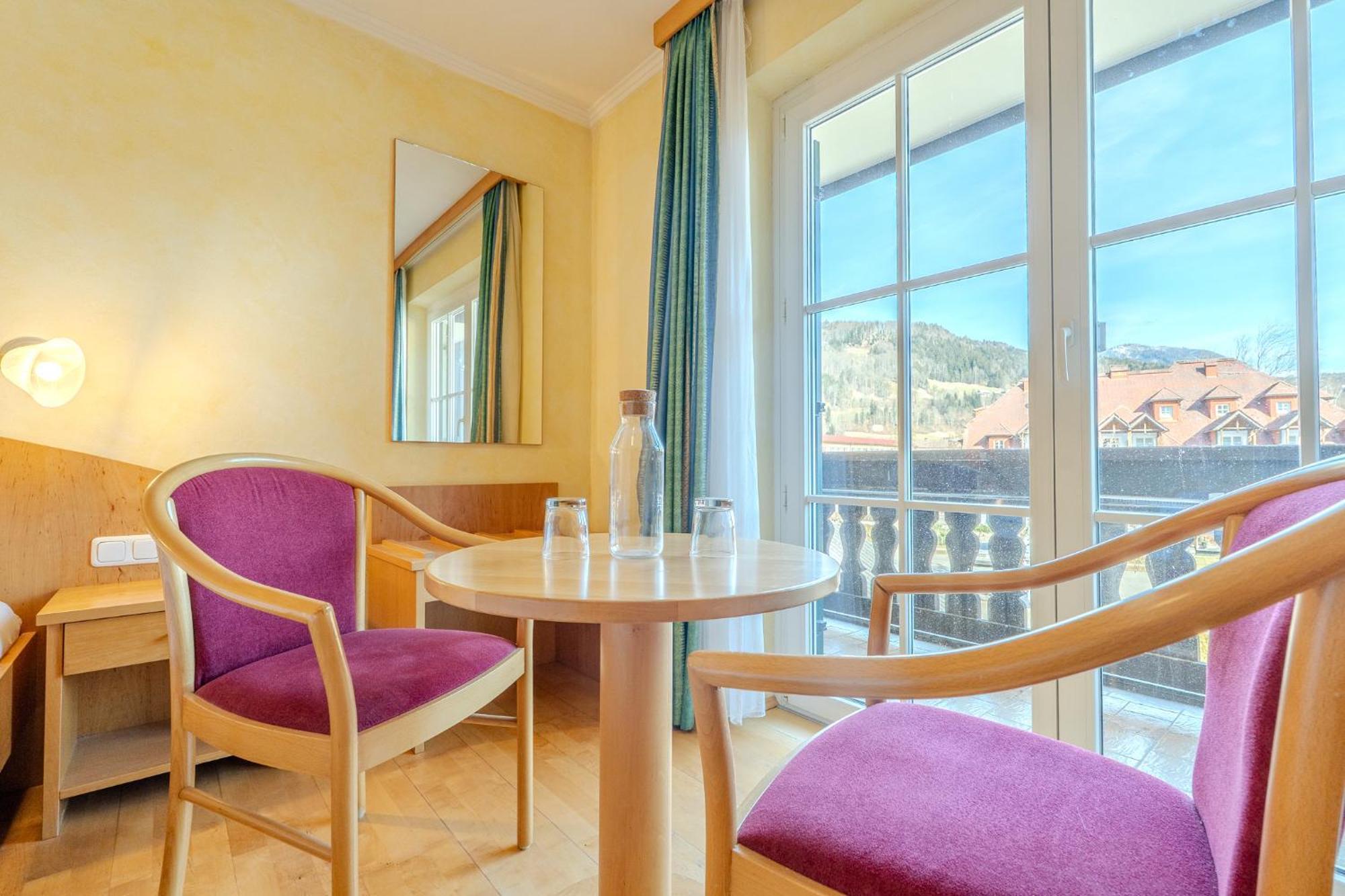 Whats-App Self-Check-In - Villa Maria Theresia Бад Гойзерн Стая снимка