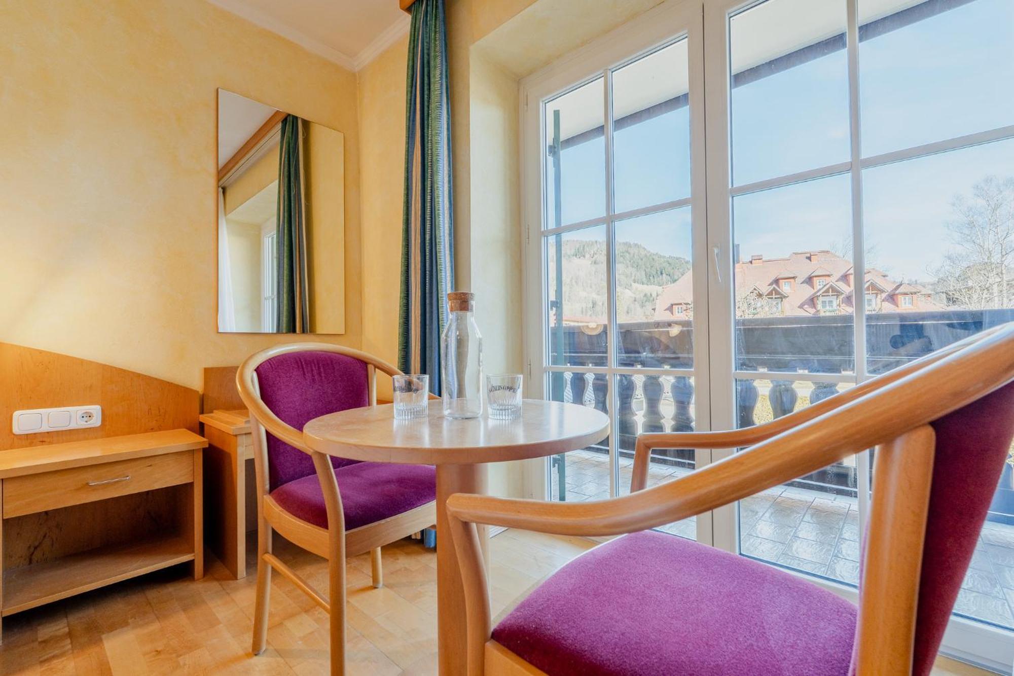 Whats-App Self-Check-In - Villa Maria Theresia Бад Гойзерн Стая снимка